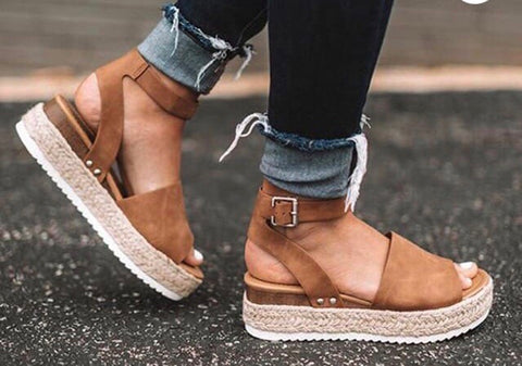 Play in the Yard Shoes-Tan